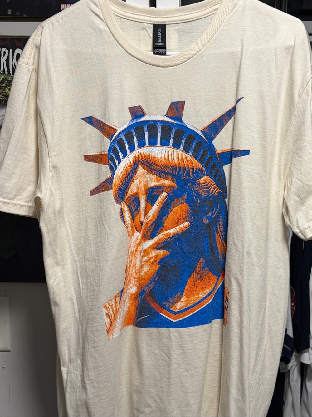 Gildan Cream Tee with Blue and Orange Statue Graphic